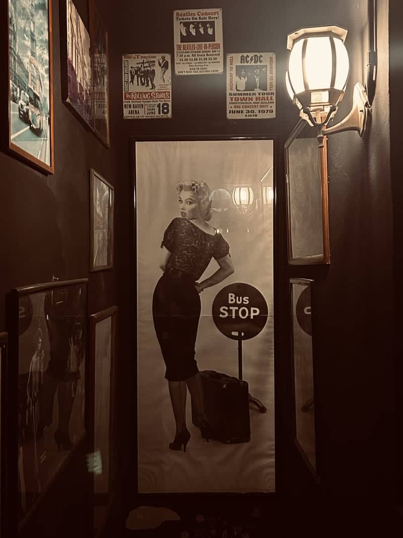 Vintage Themed Bar Interior, Maracaibo - Image 1