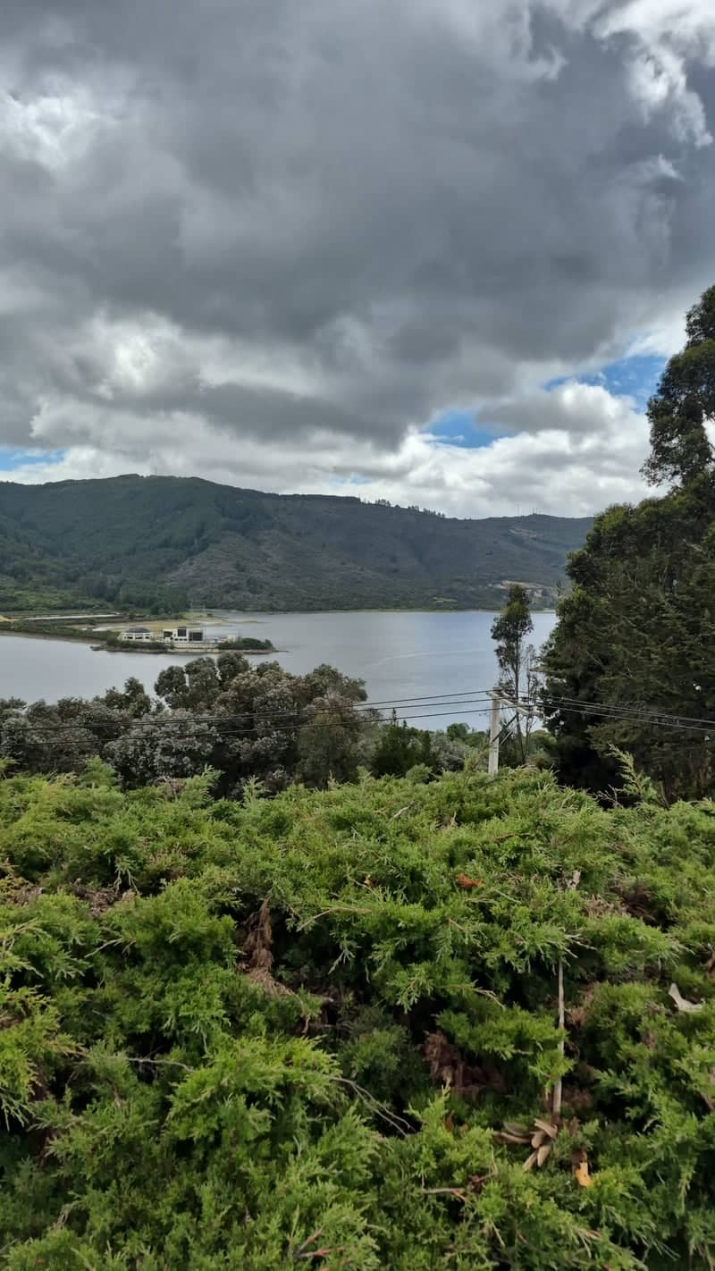 Embalse de San Rafael Overlook - Image 1