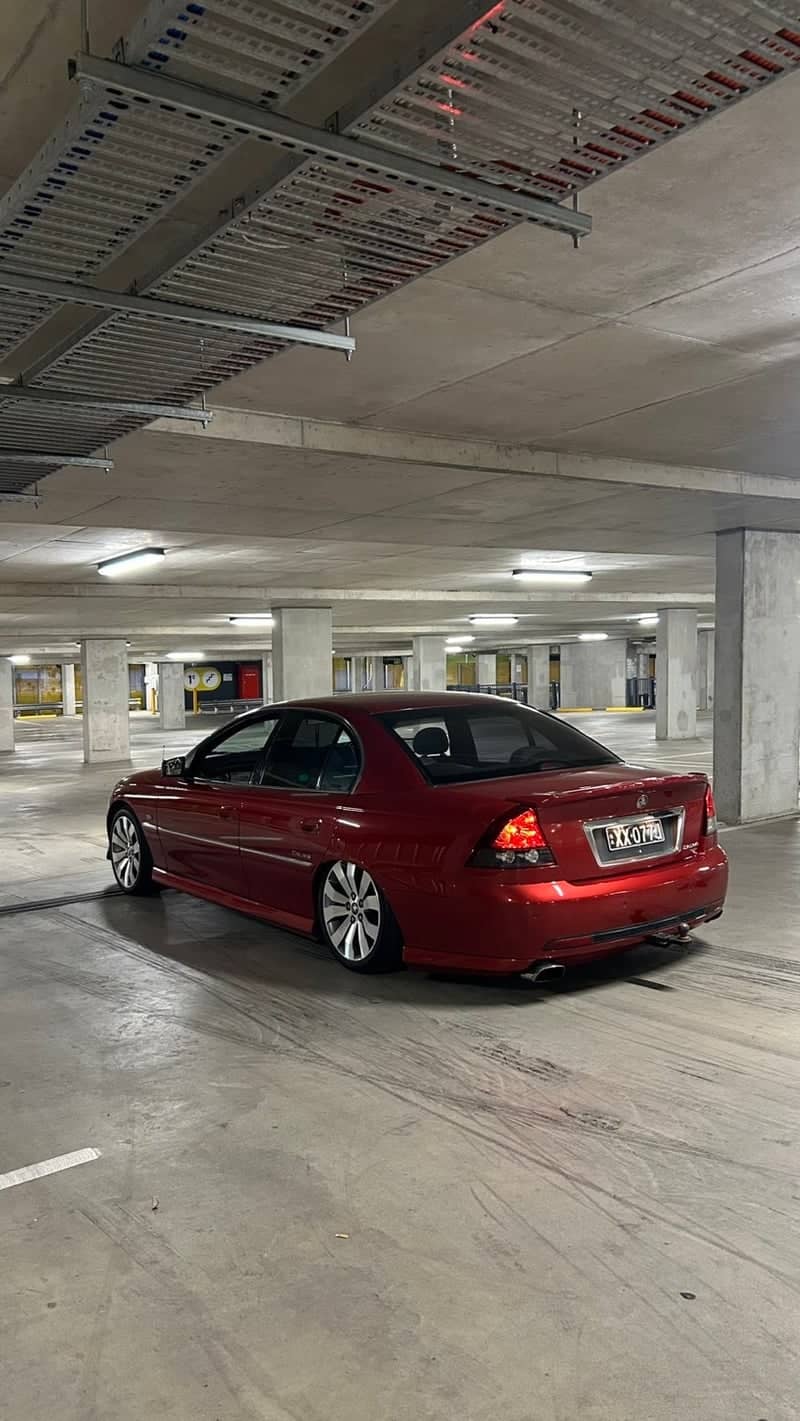 Grove Shopping Centre Parking Garage - Image 1