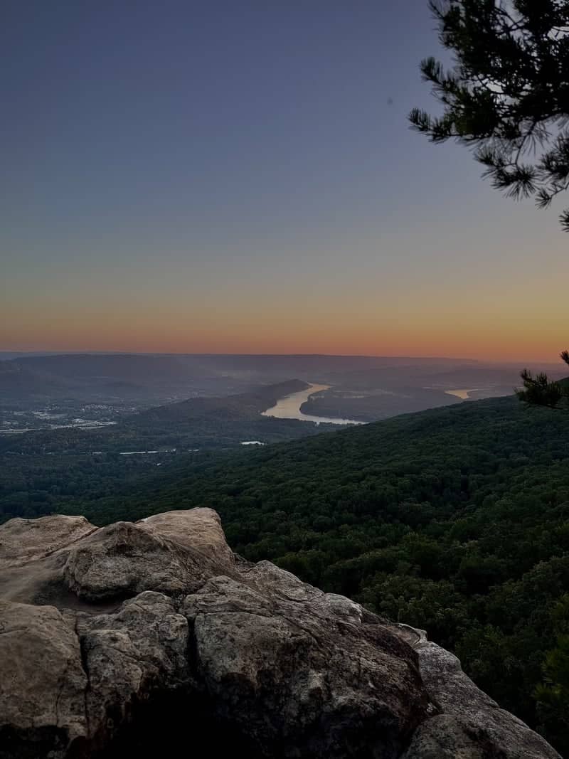 Lookout Mountain Brow Overlook - Image 1