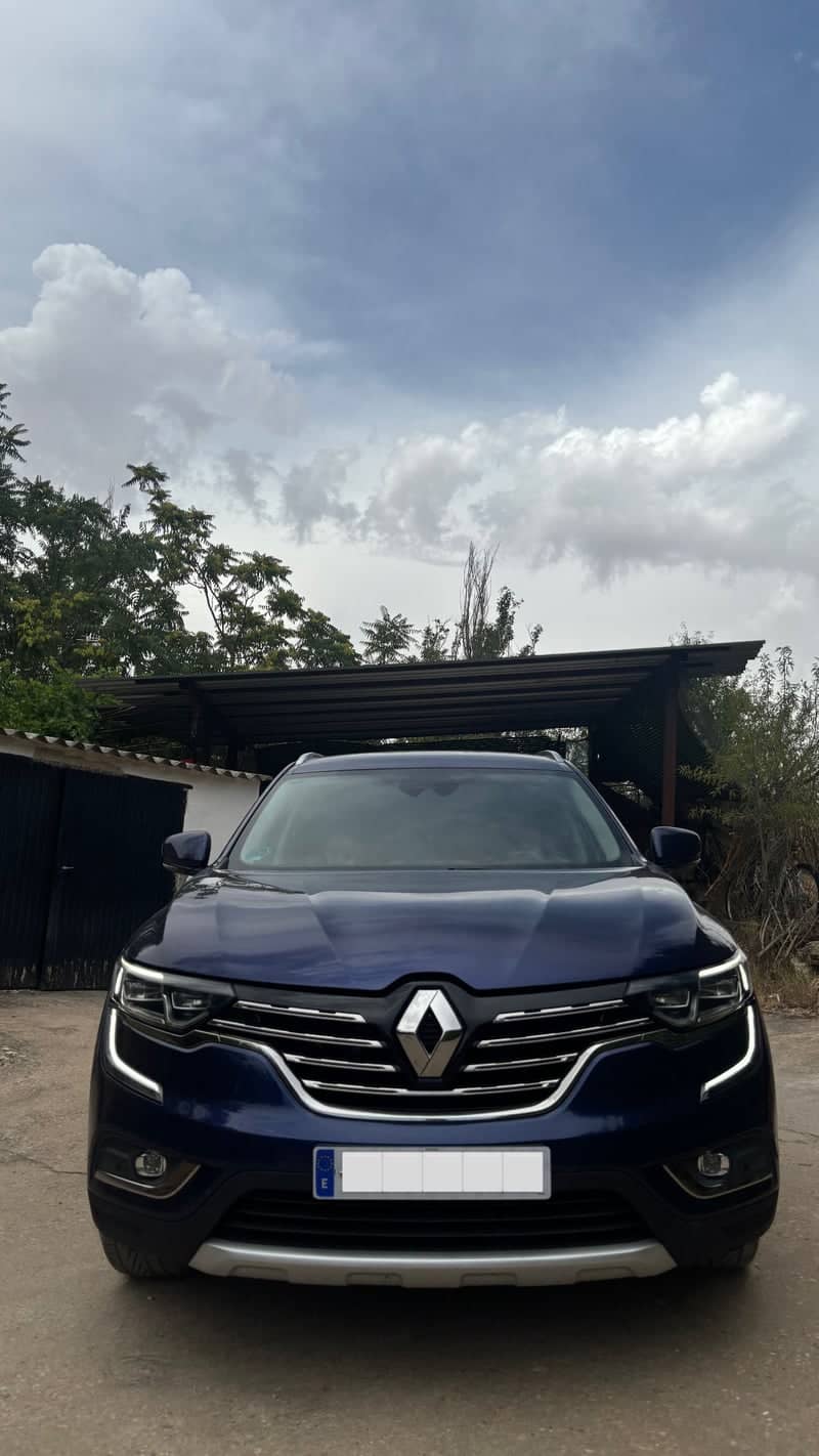 Villar de Cañas Countryside Driveway - Image 1