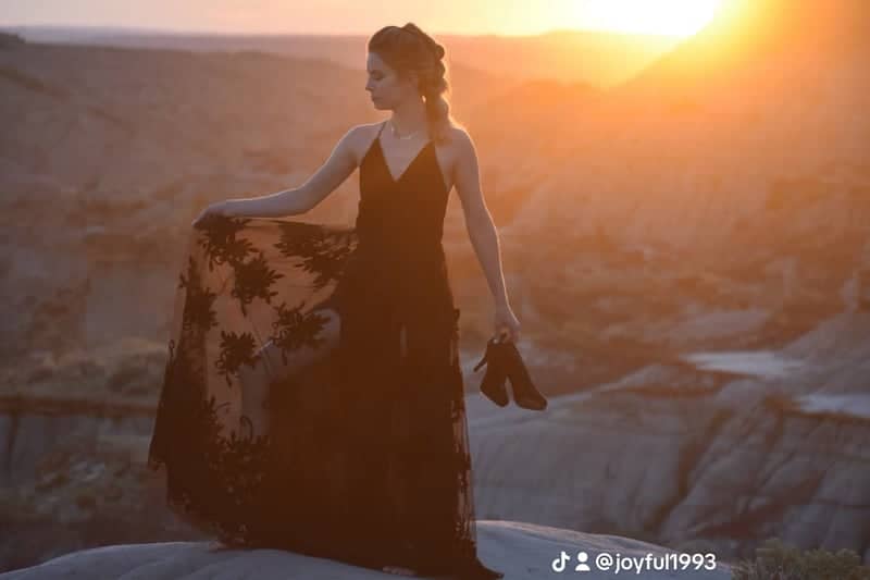 Badlands Sunset Overlook - Image 1