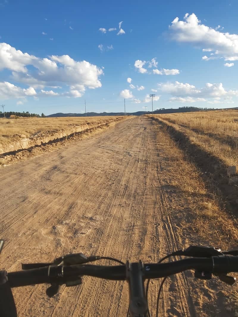 Rural Dirt Road near Sucre - Image 1