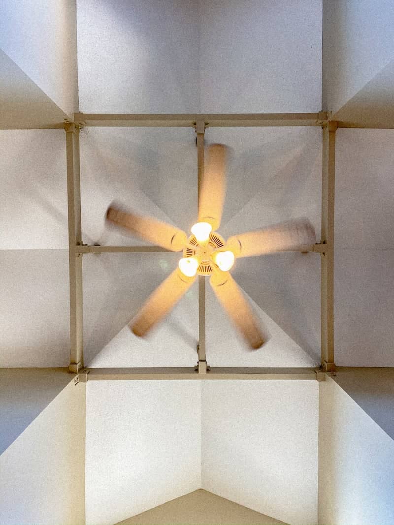 Geometric Interior Ceiling - Image 1