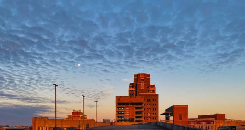 Threefoot Building & Downtown Meridian - Image 1