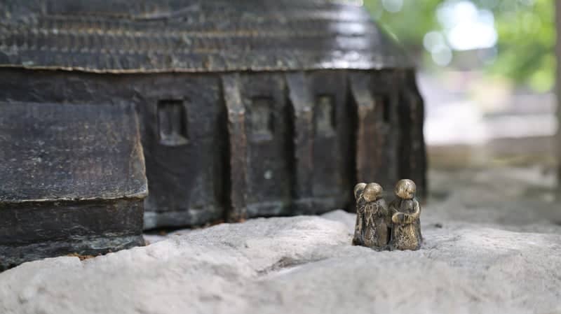 Uzhhorod Mini-sculptures - Image 1