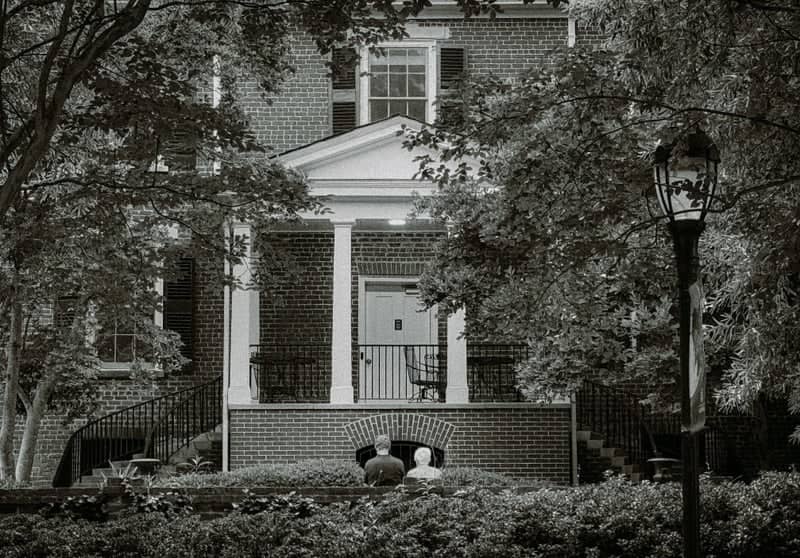 Lustrat Hall, UGA North Campus - Image 1