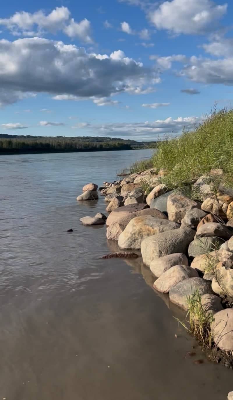 Peace River Shoreline - Image 1