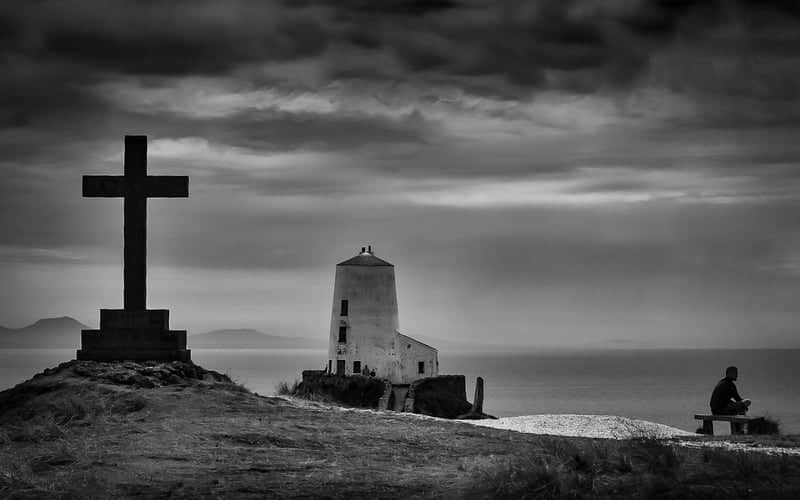 Ynys Llanddwyn - Image 1