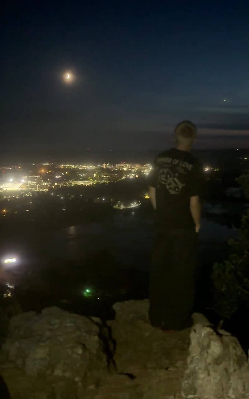 Grandad Bluff - Image 1