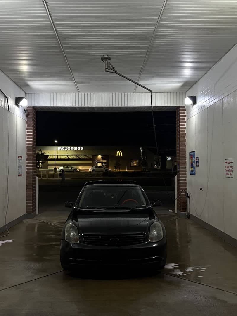 Layton Car Wash Bay - Image 1