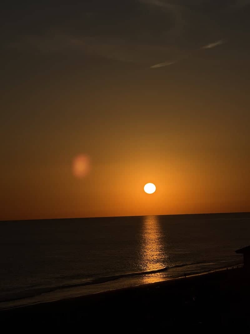 Pine Knoll Shores Beachfront - Image 1