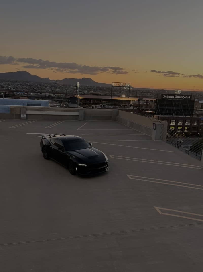 Downtown El Paso Parking Garage Overlook - Image 1