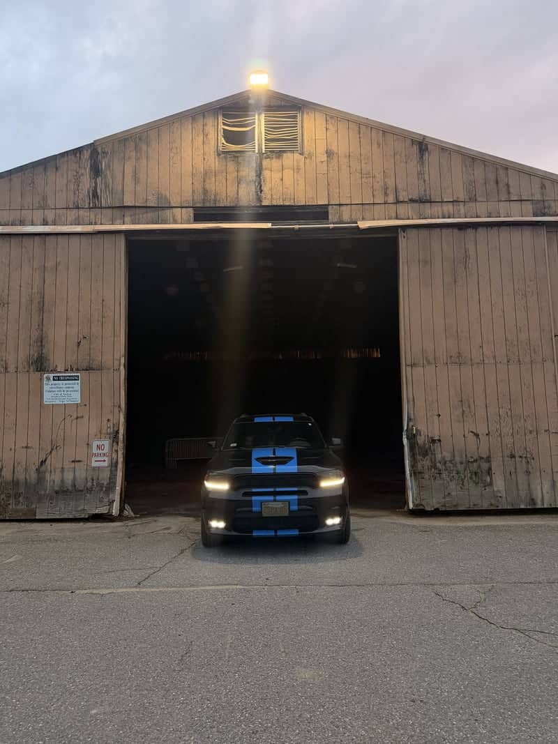 Nashua Airport Industrial Hangar - Image 1