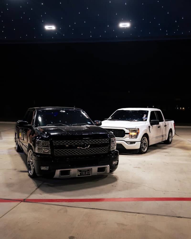 Sherman Automotive Display - Image 1
