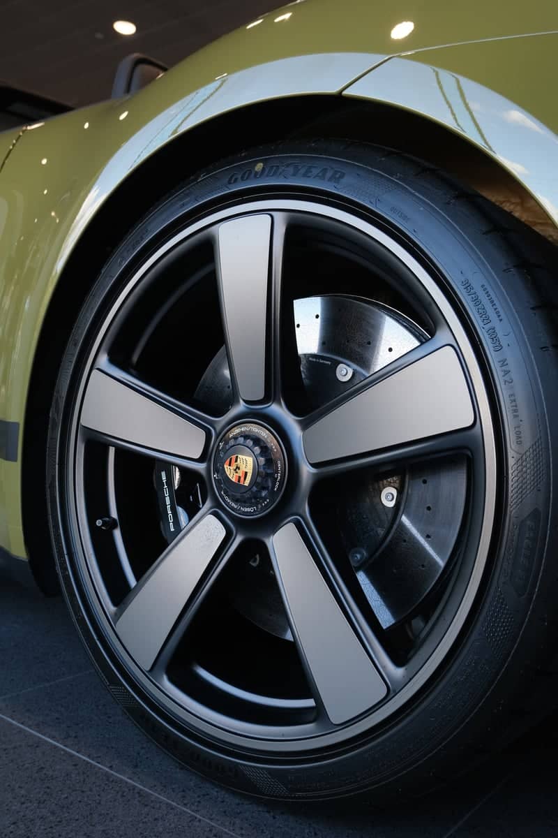 Porsche Greenwich - Image 1