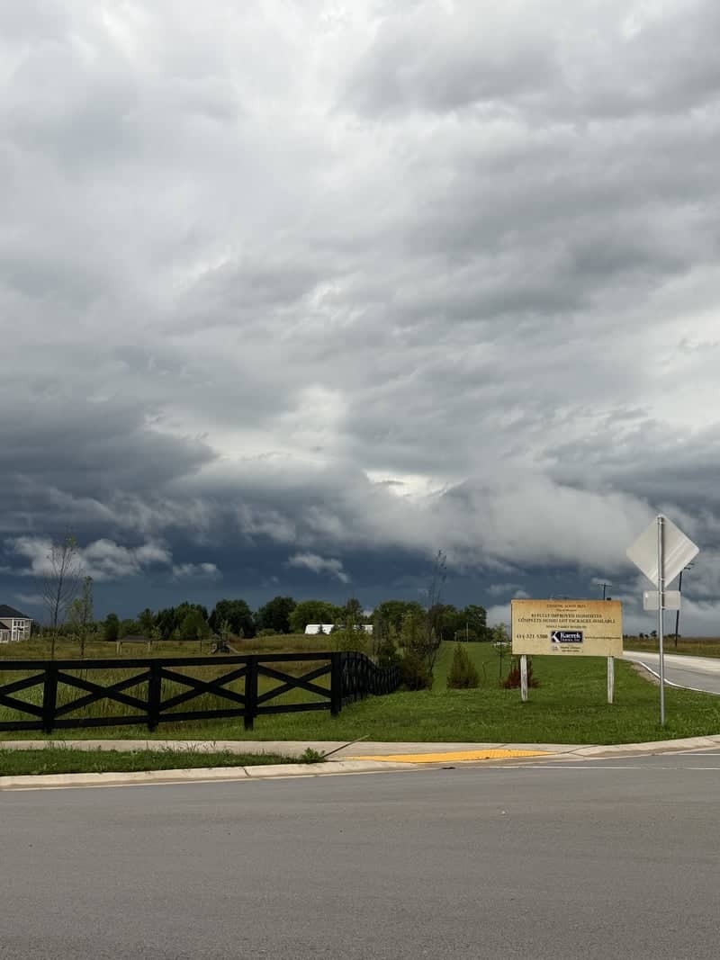 Menomonee Falls Suburban Horizon - Image 1