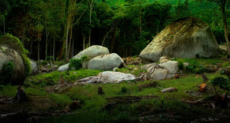 Ko Samui Jungle Boulders - Image 1