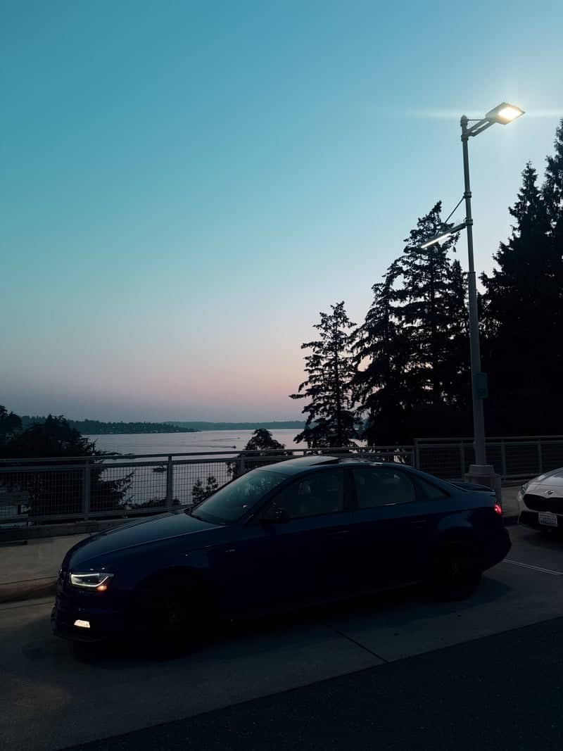 Lake Washington Boulevard Viewpoint - Image 1